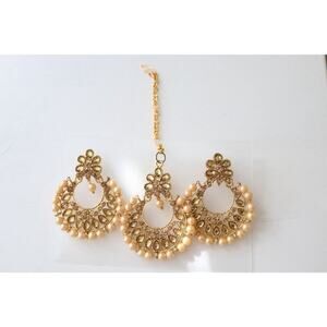 Earrings & Maang Tikka Set with Gold Beads – Traditional Indian Jewelry